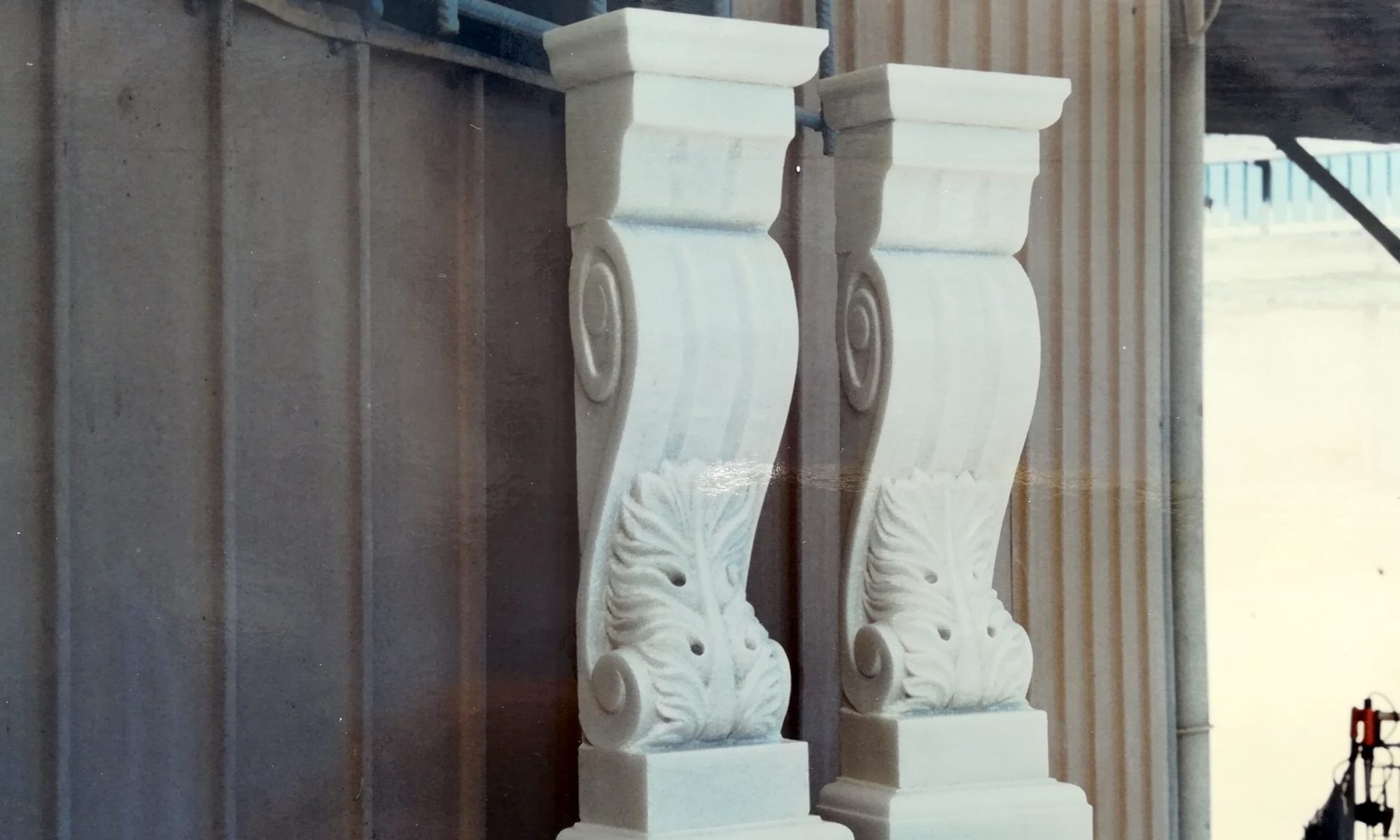 Balaustre in bianco assoluto